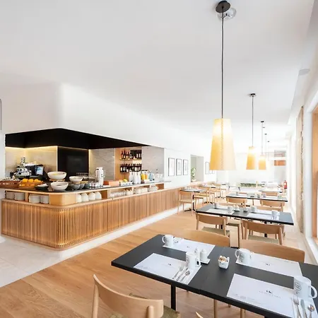 Hotell Eurostars Portico 5*